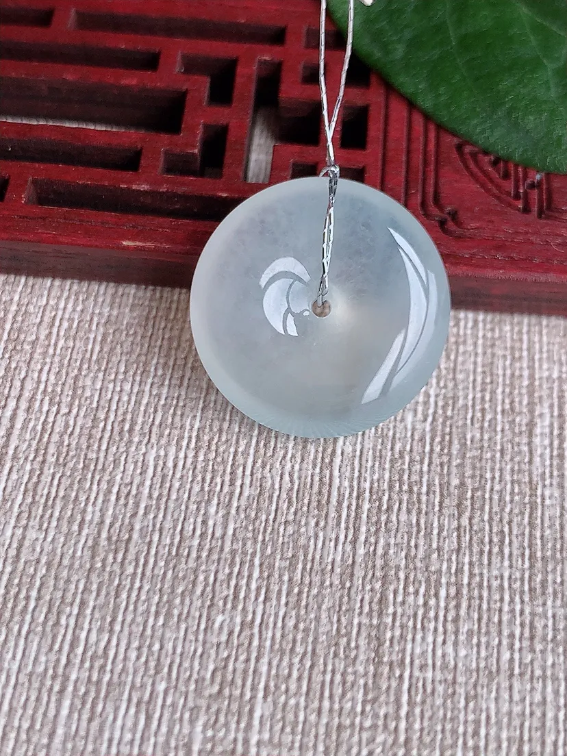 天然A货翡翠白月光平安扣吊坠尺寸22.3×6m量6.16g 0504