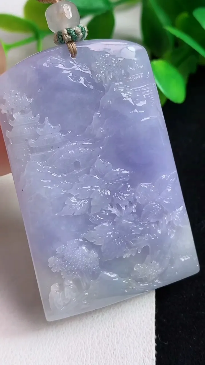 天然A货翡翠紫罗兰山水牌吊坠，尺寸55.4-36-6，重量:34.44g
5月6日