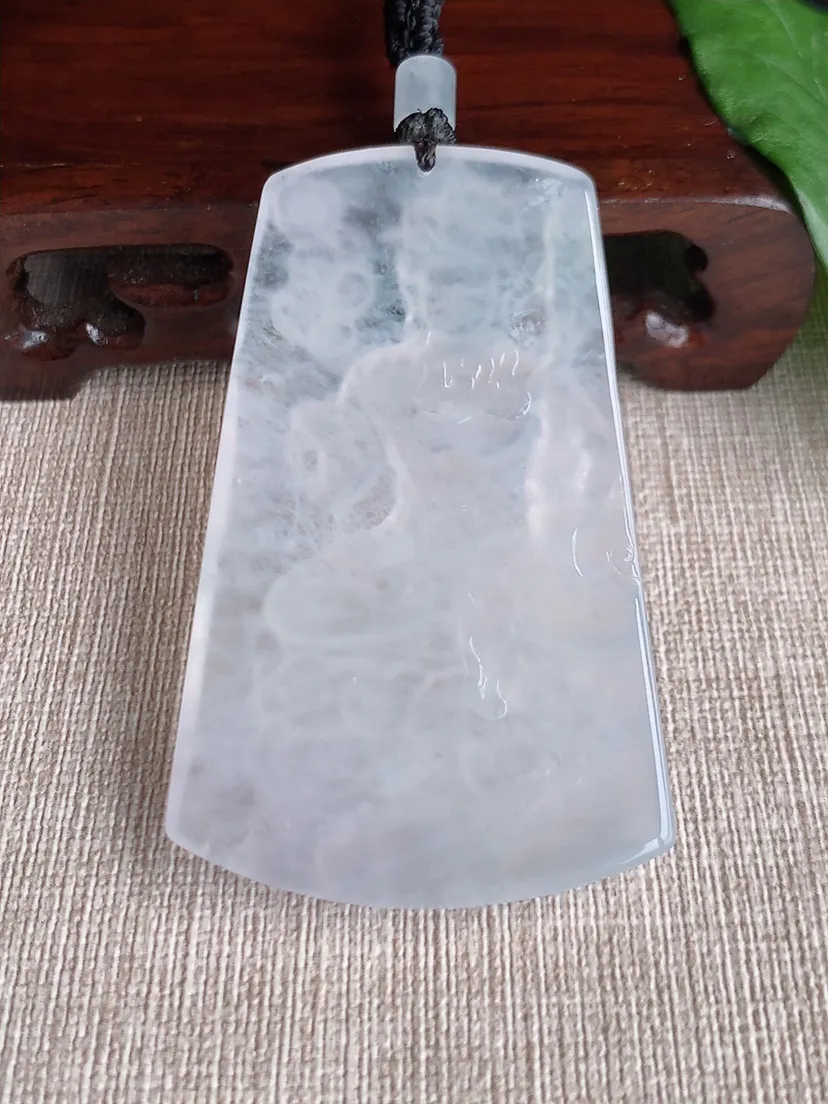 天然A货翡翠白月光不动明王吊坠尺寸64.6×39.4×6m量37.54g 0504