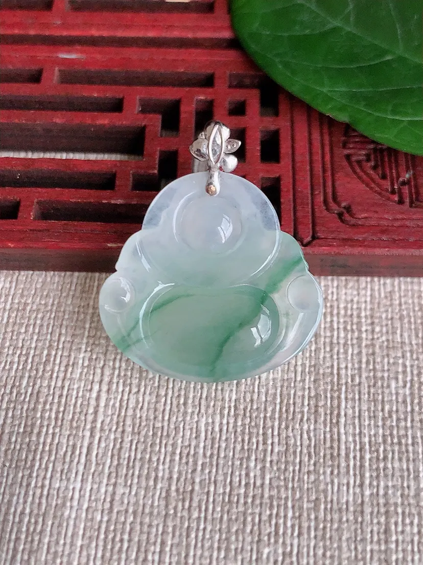 天然A货翡翠18K金扣头飘花佛公吊坠尺寸30.6×24×26×5.8m量5.40g 0506