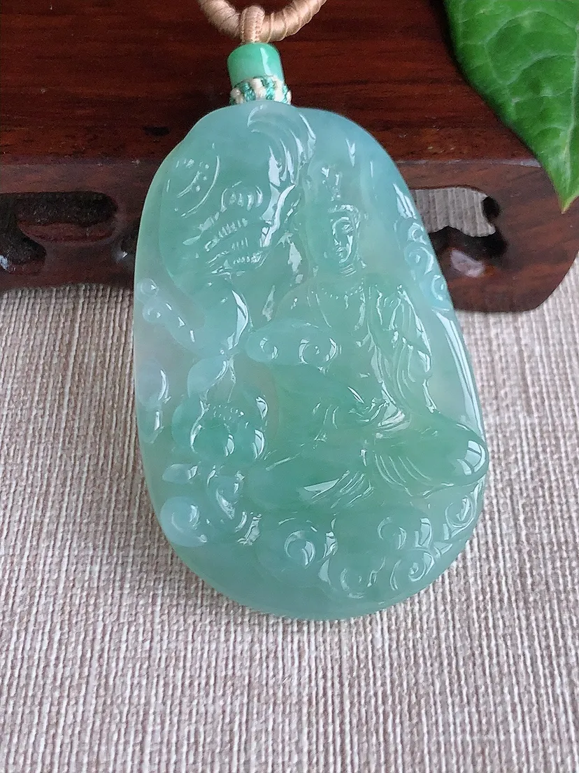 天然A货翡翠晴水普贤菩萨吊坠尺寸56.7×36.3×5.5m量30.90g 0506
