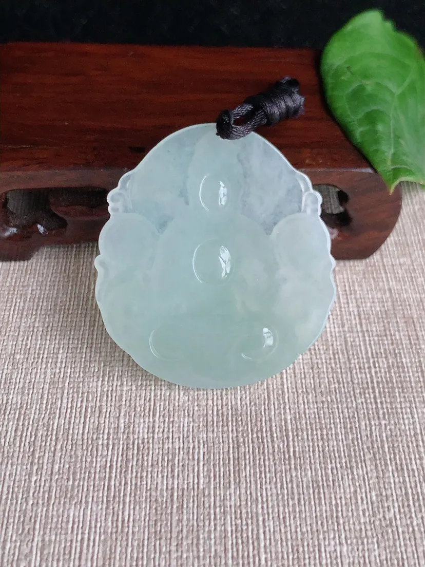 天然A货翡翠大势至菩萨吊坠尺寸46×42×5.2m量16.90g 0507