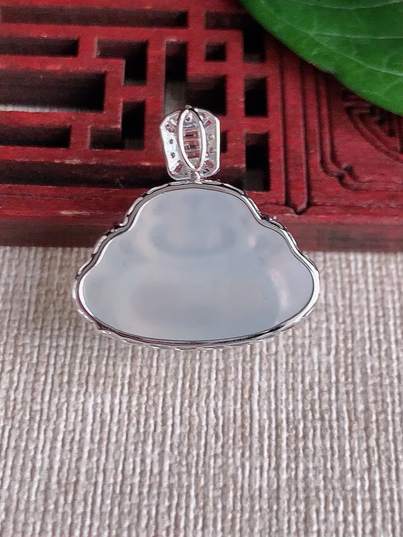 天然A货翡翠18K金伴白月光佛公吊坠尺寸23.4×15.8×23.8×9.2m量5.58g 0506