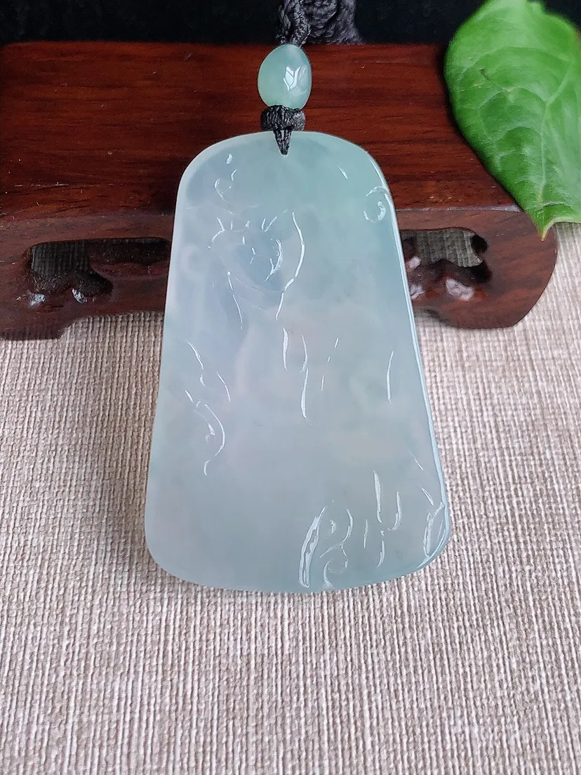 缅甸天然a货翡翠老坑冰种文殊菩萨吊坠  尺寸60.6×38.5×5.5mm 重量34.25g 050
