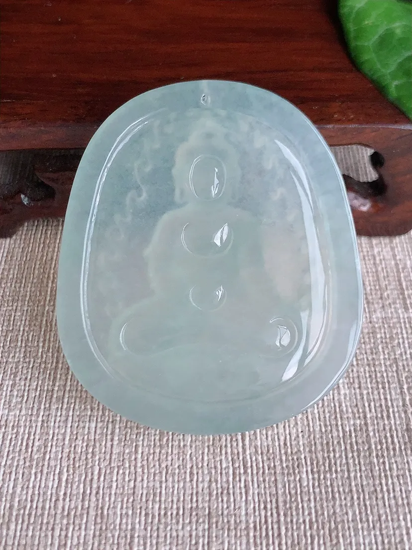 天然A货翡翠晴水大日如来吊坠尺寸52×44.4×6m量26.28g 0506