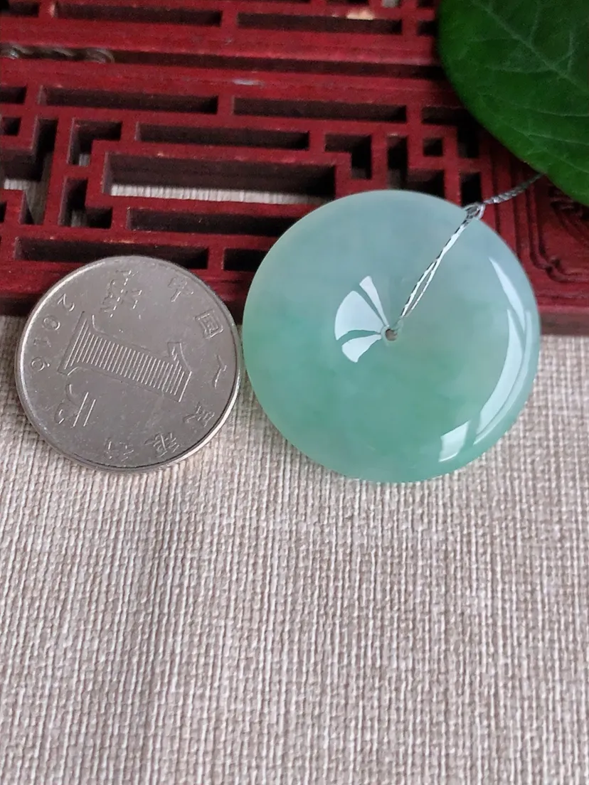 天然A货翡翠晴绿平安扣吊坠 尺寸33×6m量14.59g 0507