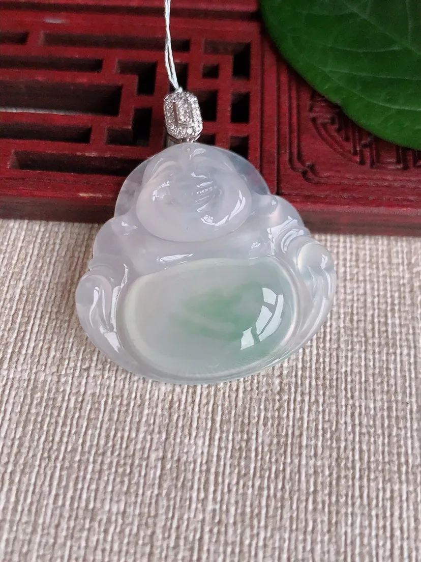 天然A货翡翠18K金伴飘花佛公吊坠尺寸37.2×30×31.4×5.8m量8.78g 0507