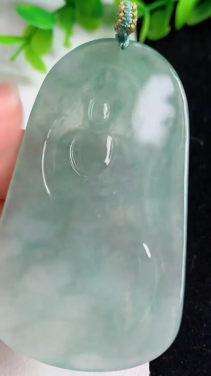 天然A货翡翠普贤菩萨吊坠，尺寸66-37.4-5，重量:26.50g
5月9日