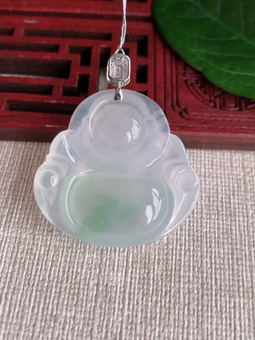 天然A货翡翠18K金伴飘花佛公吊坠尺寸37.2×30×31.4×5.8m量8.78g 0507