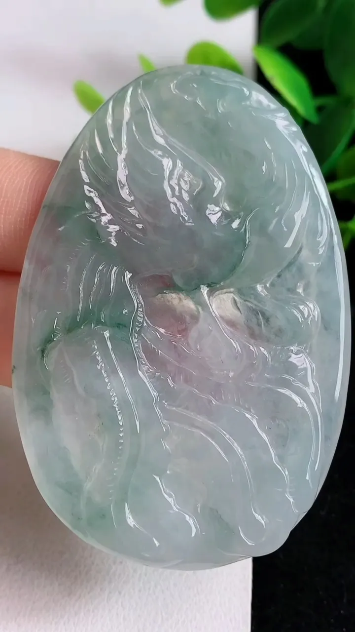 天然A货翡翠飘花凤凰吊坠，尺寸64-43-5，重:24.63g
5月9日