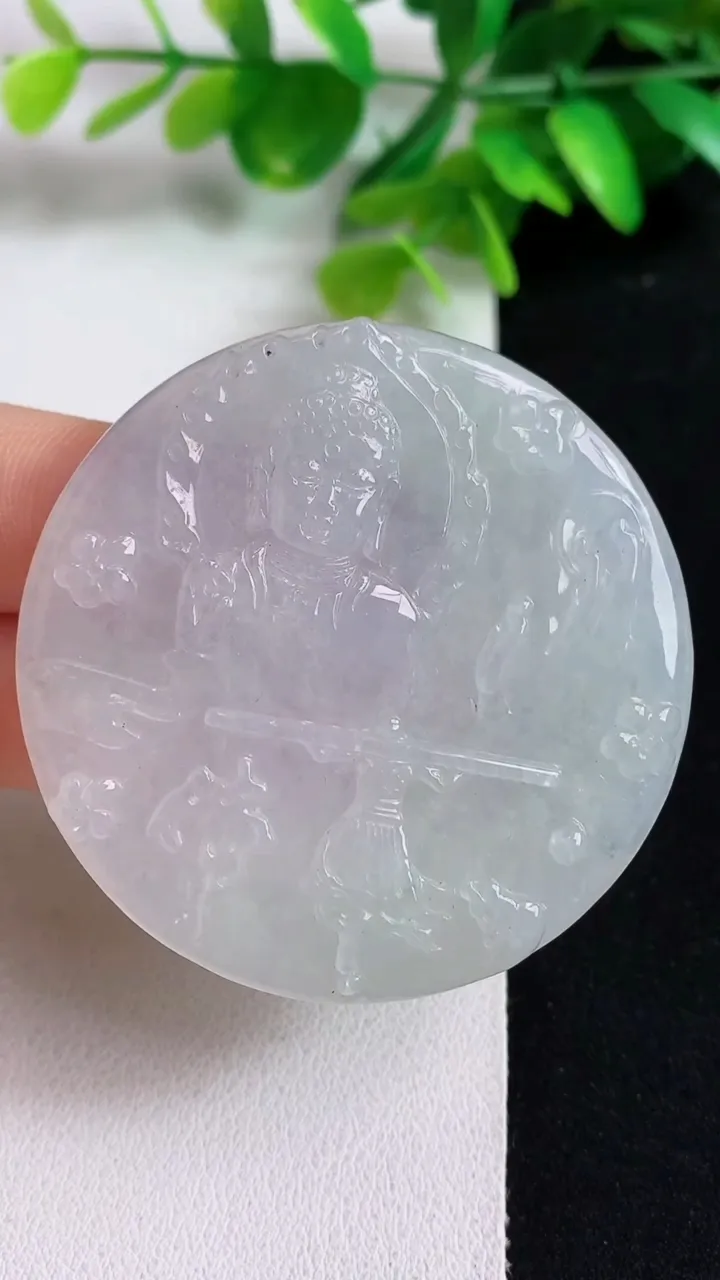 天然A货翡翠白冰佛头吊坠，尺寸51-6.4，重量:32.66g
5月10日