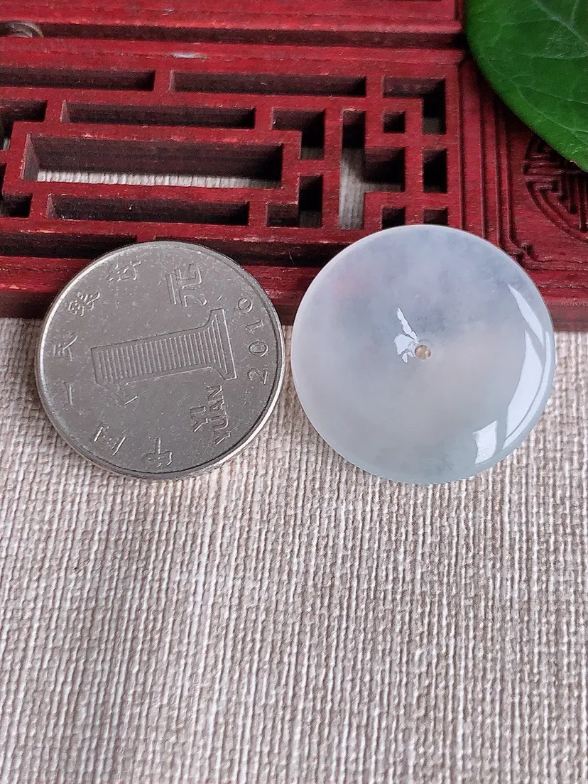 天然A货翡翠白月光平安扣吊坠尺寸26.2×4.4m量6.66g 0509