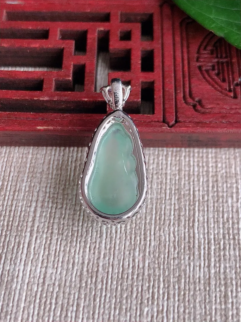天然A货翡翠18K金伴晴水福瓜吊坠尺寸24.8×11.6×9裸石16.6×8.7m量2.83g 05