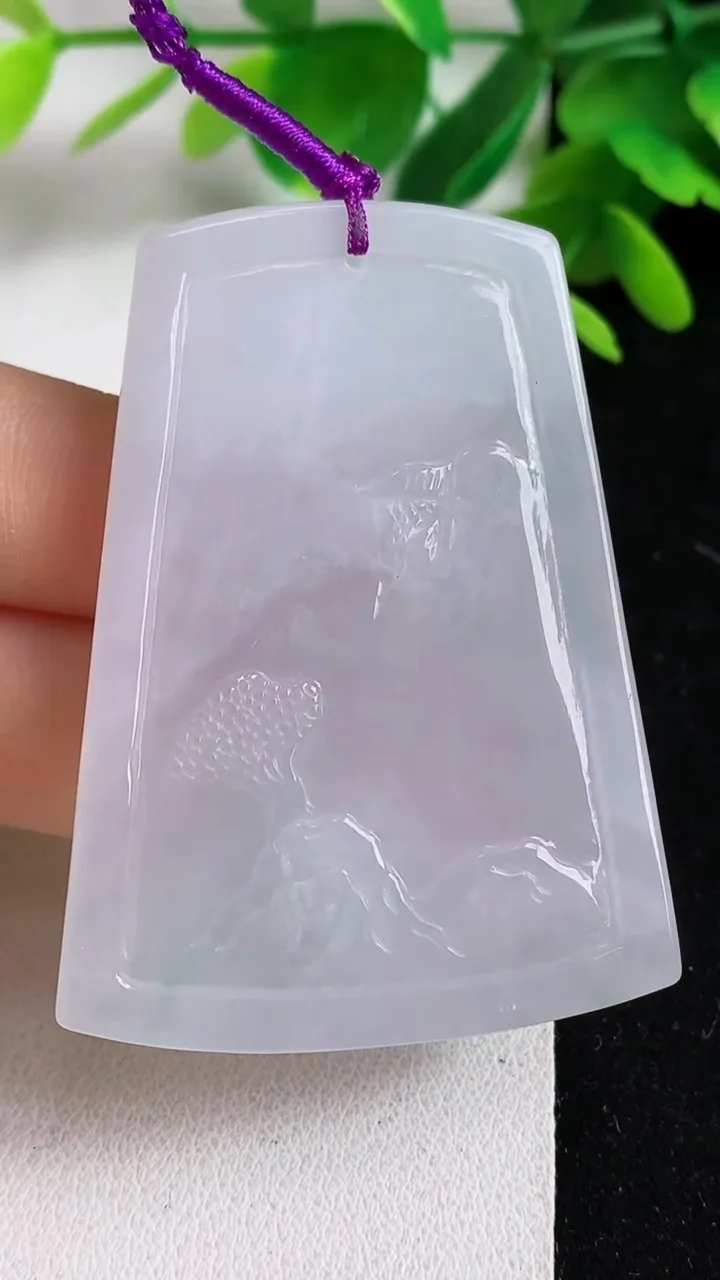 天然A货翡翠山水牌吊坠，尺寸54-38-6，重量:29.65g
5月10日
