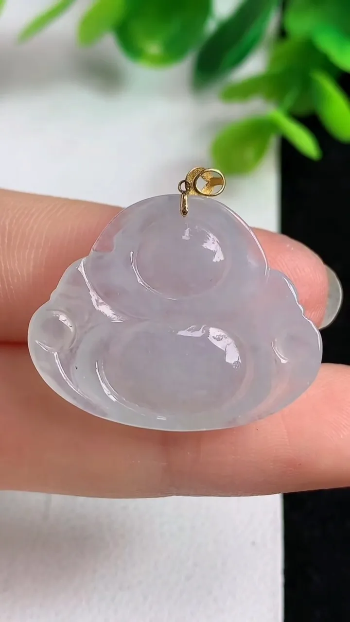 天然A货翡翠白冰佛公吊坠，尺寸22.5-28-4.3，重量:4.52g
5月10日