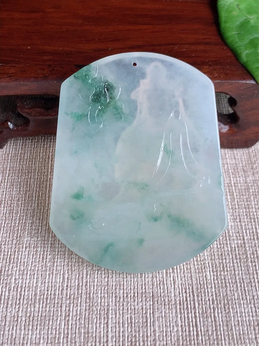 天然A货翡翠飘花普贤菩萨吊坠尺寸51.3×41×6m量28.00g 0509
