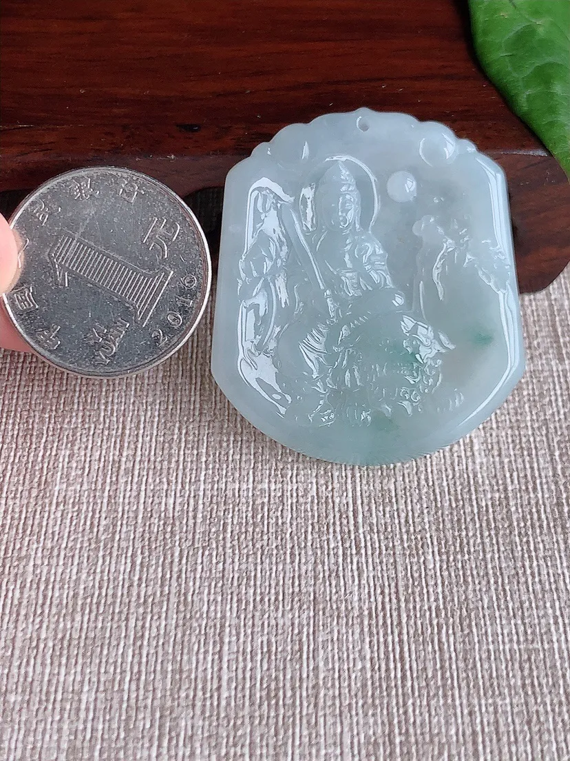 天然A货翡翠飘花文殊菩萨吊坠尺寸42.4×37.4×4.6m量16.18g 0509