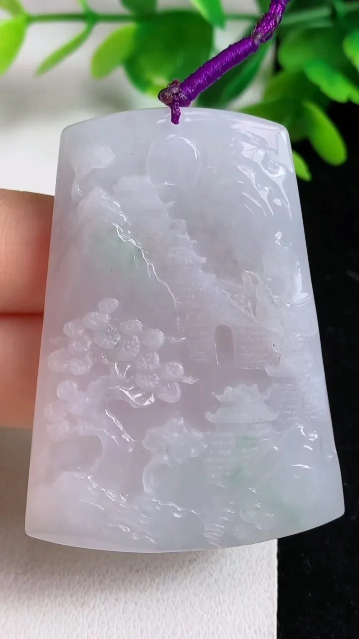 天然A货翡翠山水牌吊坠，尺寸54-38-6，重量:29.65g
5月10日