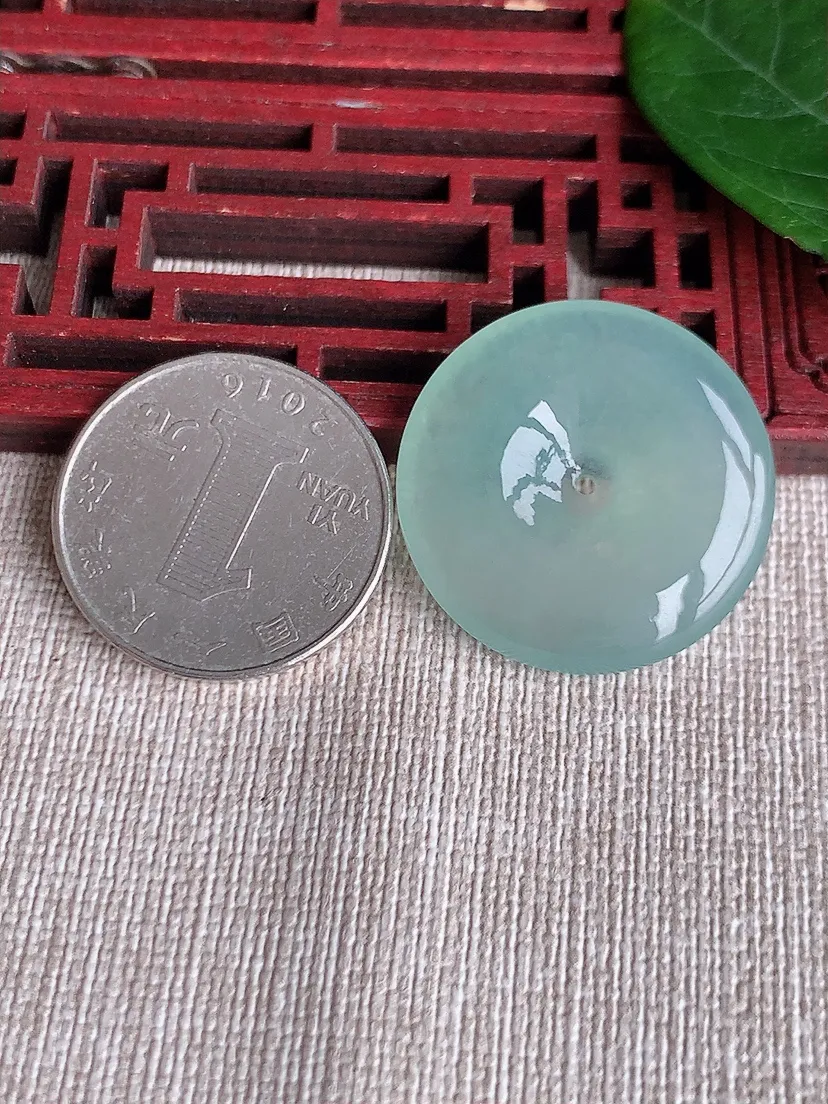 天然A货翡翠晴水平安扣吊坠尺寸27.7×5m量8.56g 0509