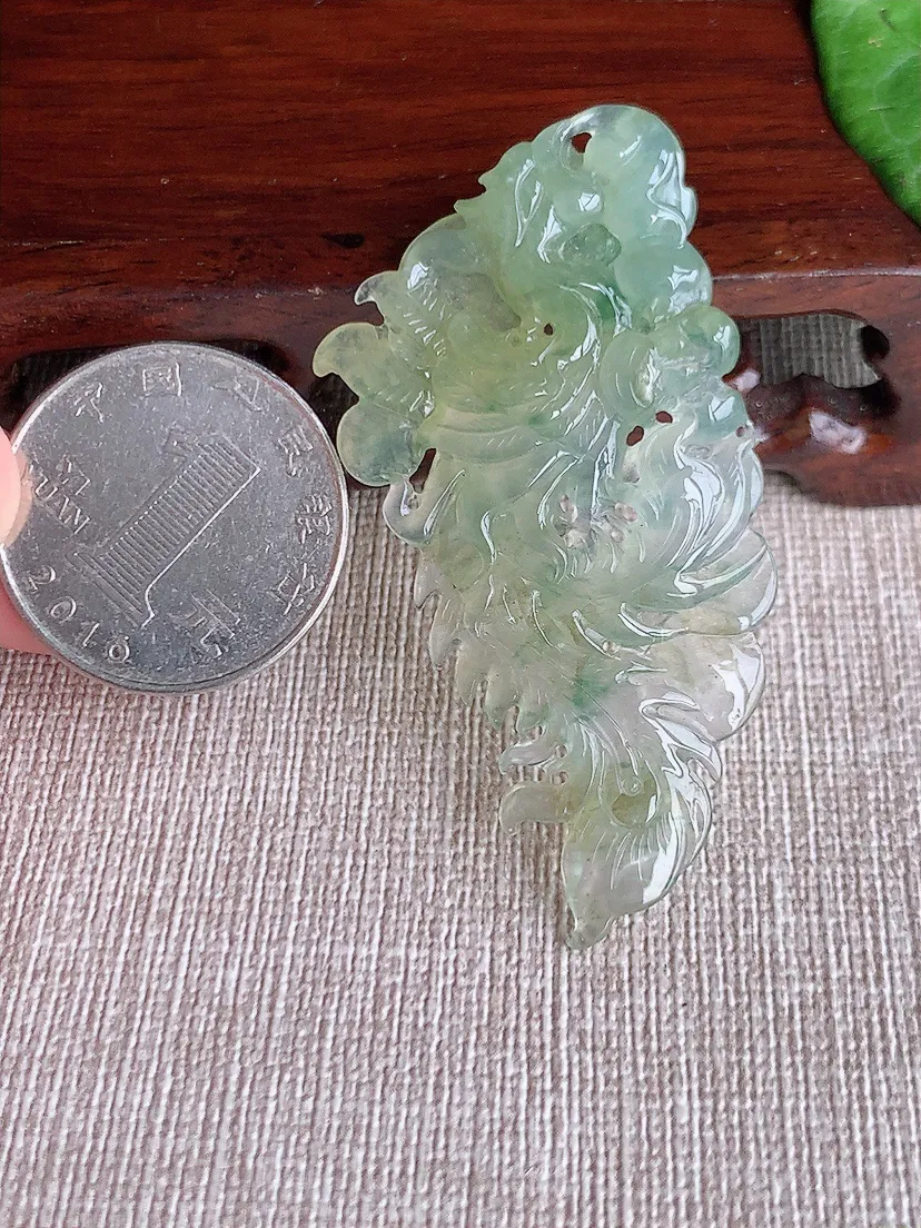天然A货翡翠黄翡飘花凤凰吊坠尺寸57.3×28.5×6.6m量10.87g 0511