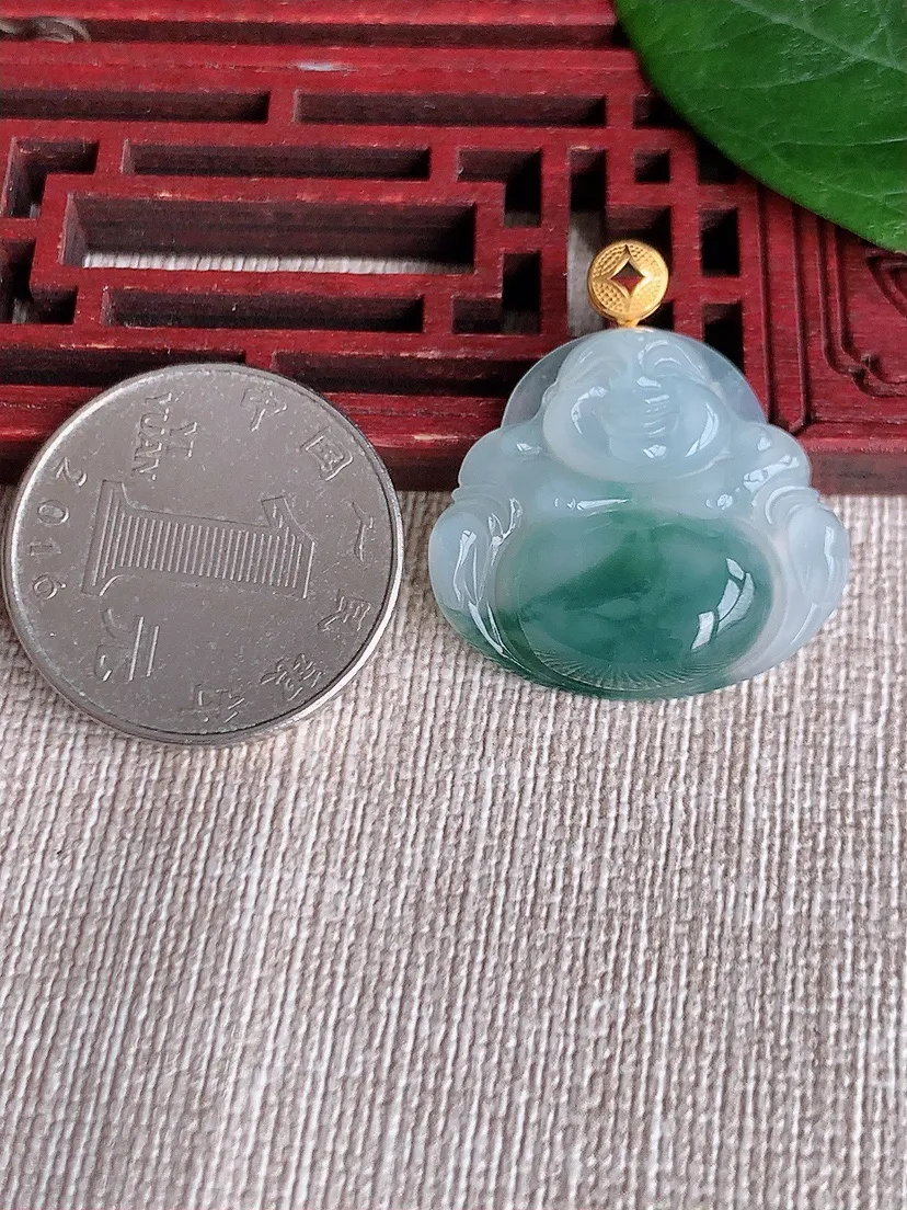 天然A货翡翠18K金扣头飘花佛公吊坠 尺寸29.4×23.3×26×6m量5.53g 0511
