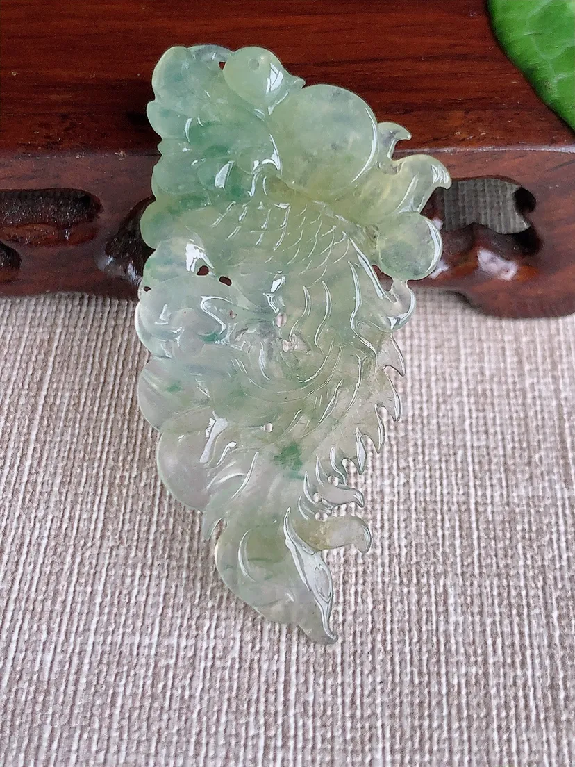 天然A货翡翠黄翡飘花凤凰吊坠尺寸57.3×28.5×6.6m量10.87g 0511
