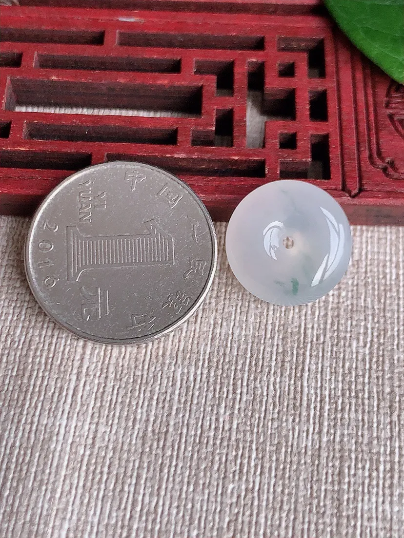 天然A货翡翠飘花平安扣吊坠尺寸16.3×5.6m量3.05g 0511