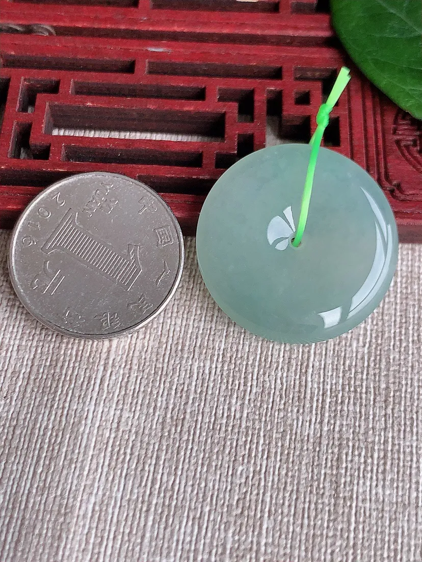 天然A货翡翠晴水平安扣吊坠尺寸28.8×5m量8.90g 0511