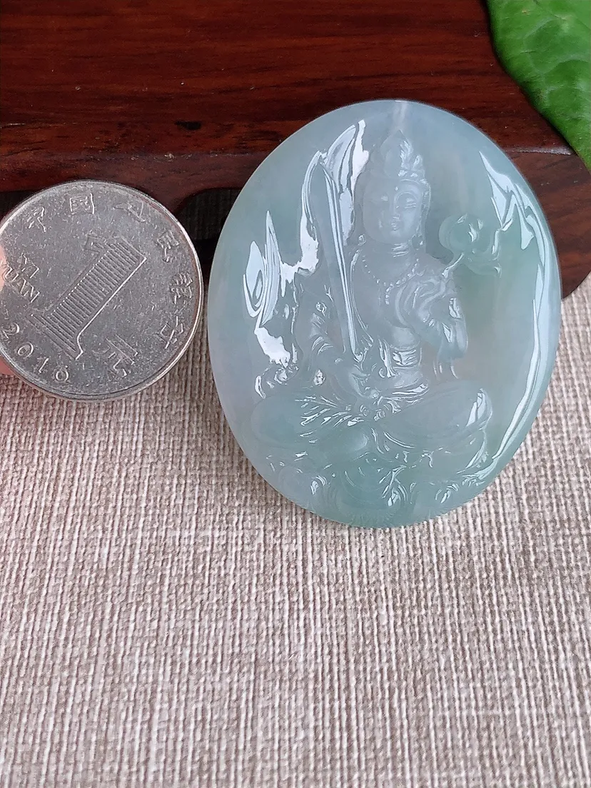 天然A货翡翠晴水一刀切虚空藏菩萨吊坠尺寸47.3×38.8×5.7m量21.21g 0511