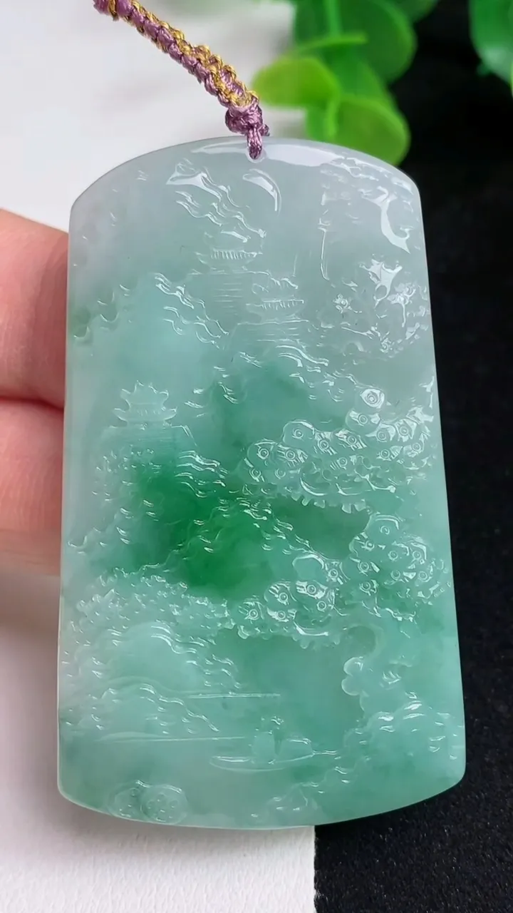 天然A货翡翠山水牌吊坠，尺寸60.7-36.6-5.3，重量:27.88g
5月12日