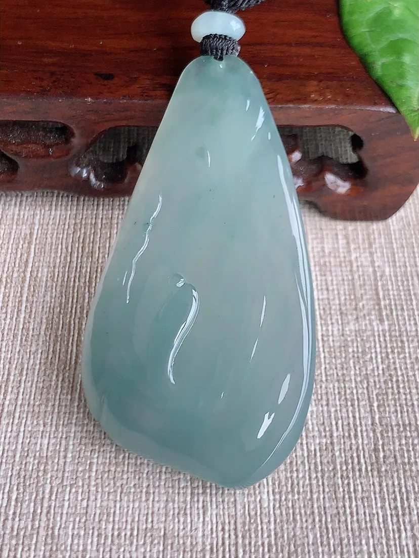 天然A货翡翠晴底悟道吊坠尺寸61×31.7×9.6m量34.38g 0511
