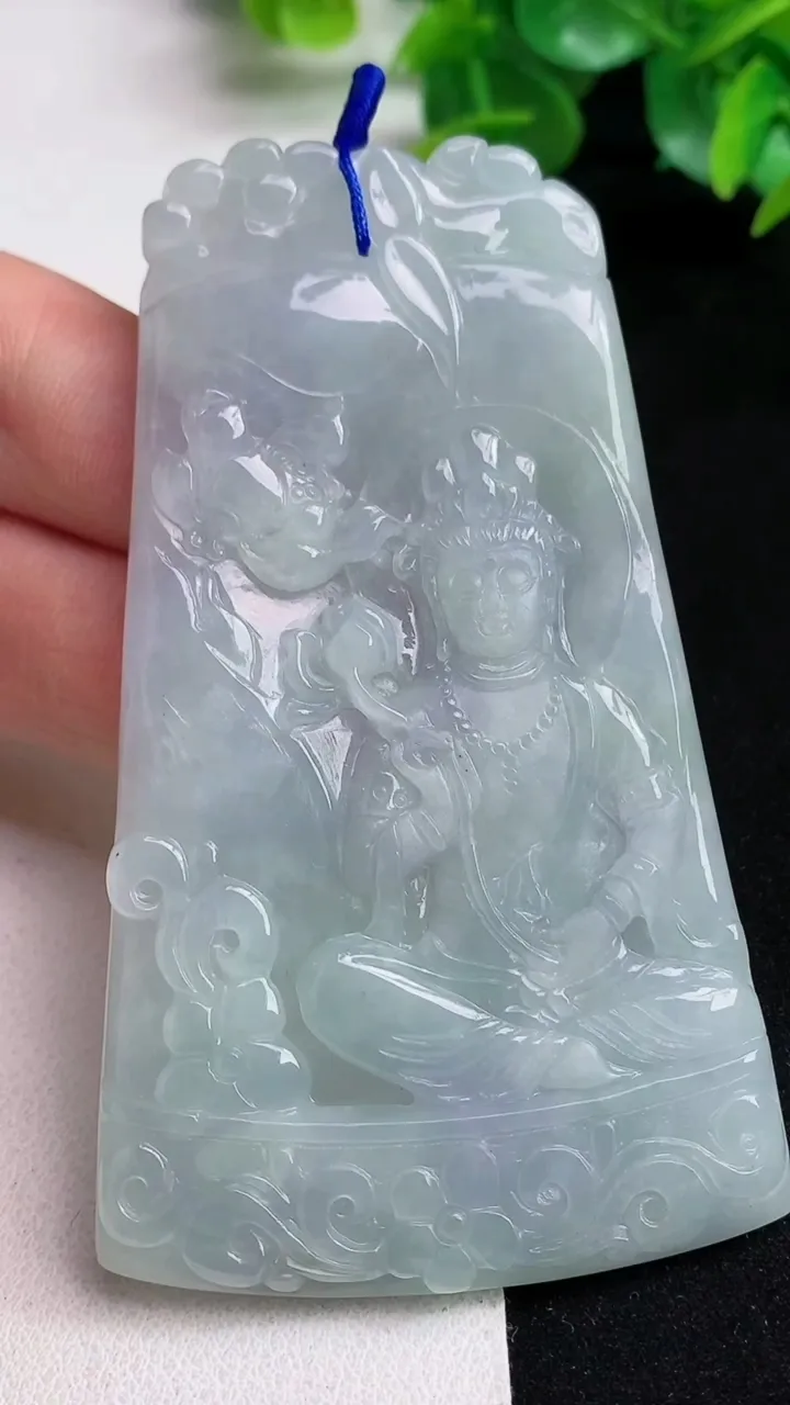 天然A货翡翠紫罗兰大势至观音菩萨吊坠，尺寸83-46.8-5.7，重量:53.86g
5月12日