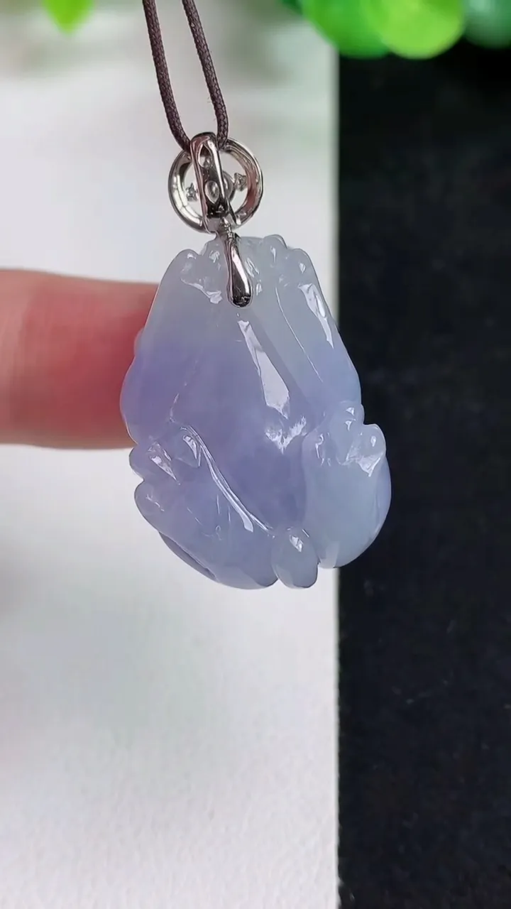天然A货翡翠k金紫罗兰貔貅吊坠，尺寸28-19-14.3，重量:15.96g
5月13日