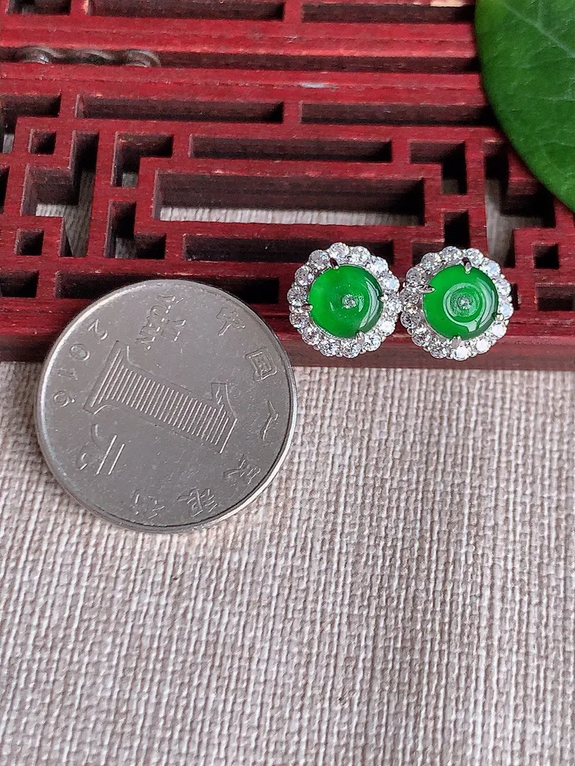 天然A货翡翠925银镶嵌满绿平安扣耳钉 尺寸6.6mm 重量2.75g 0513