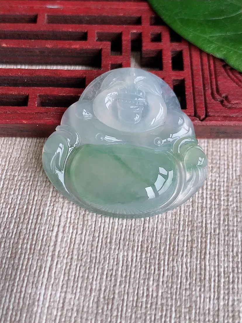 天然A货翡翠飘花佛公吊坠尺寸30.4×32.4×6m量9.10g 0511