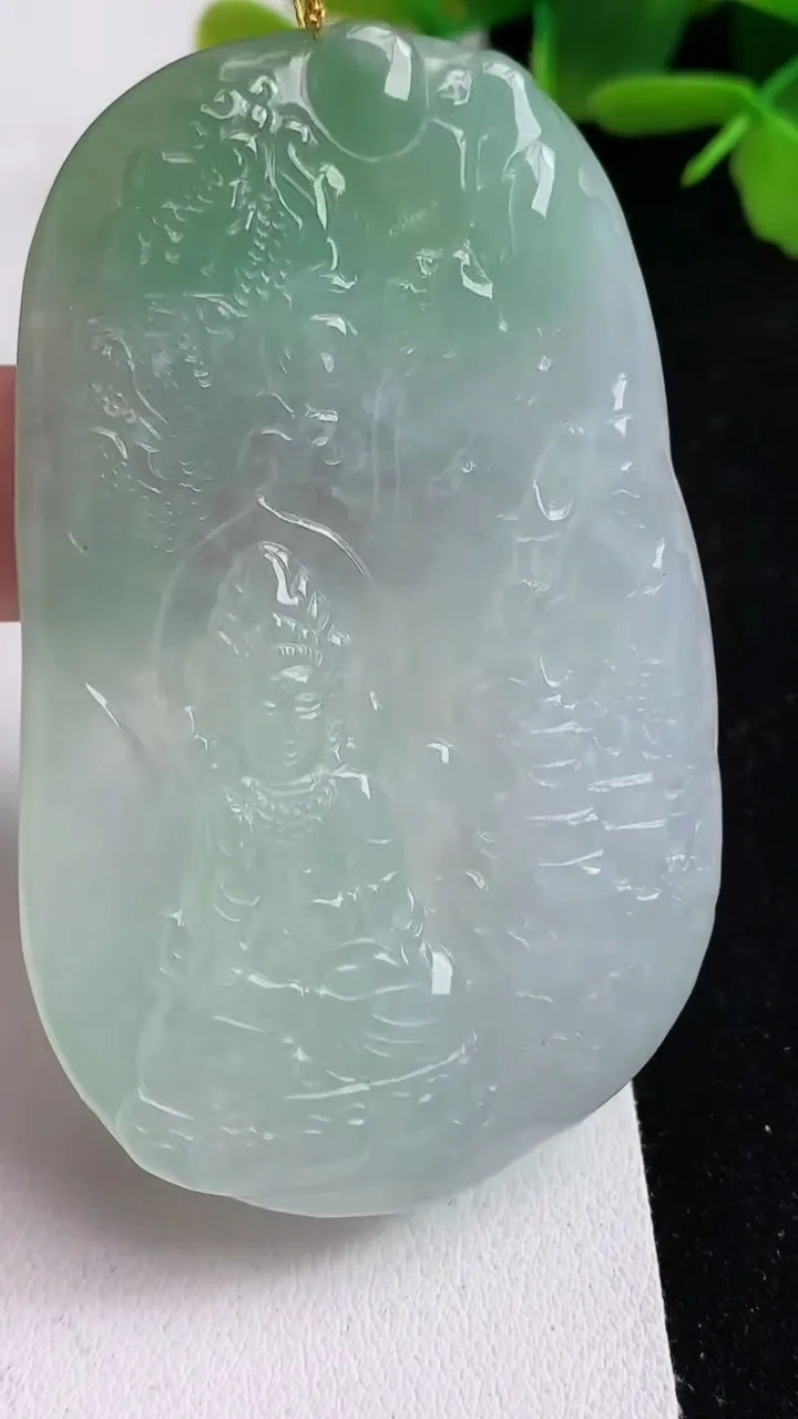天然A货翡翠山水观音菩萨吊坠，尺寸64-39.7-5，重量:31.20g
5月14日