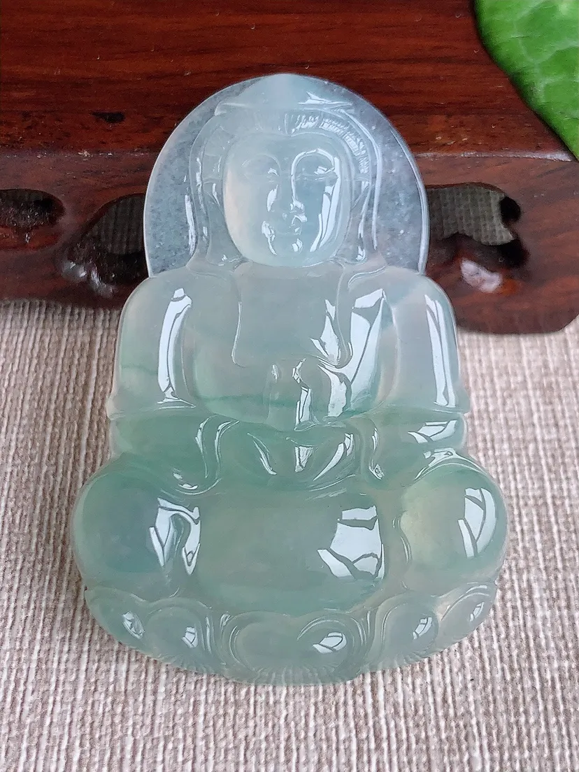天然A货翡翠晴水正装观音吊坠尺寸55.3×38.3×5.8m量19.59g 0511