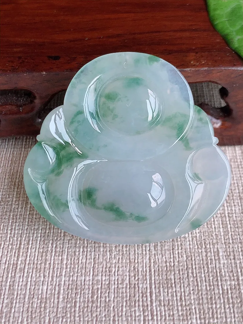 天然A货翡翠飘花大佛公吊坠尺寸40.3×43.8×11m量25.66g 0513