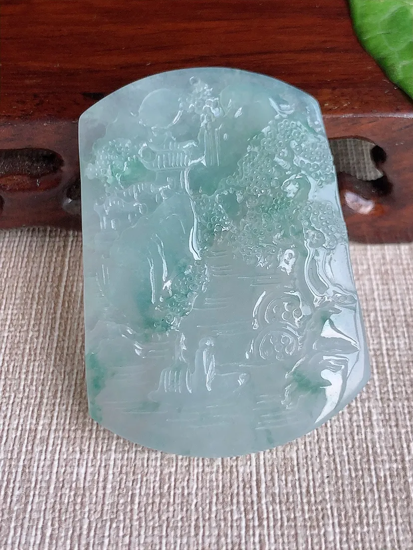 天然A货翡翠飘花一刀切意境山水牌吊坠尺寸49.8×35×5.8m量23.28g 0513