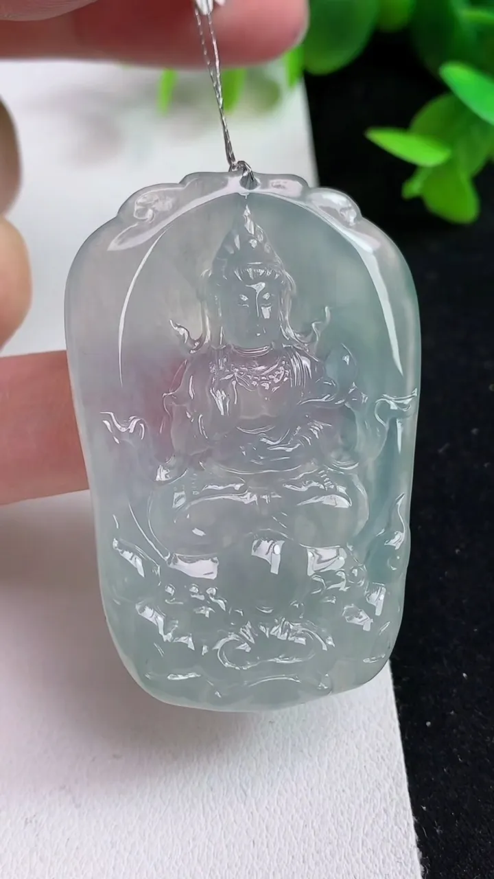 天然A货翡翠白冰文殊菩萨吊坠，尺寸51-34.3-4.2，重量:20.14g
5月15日
