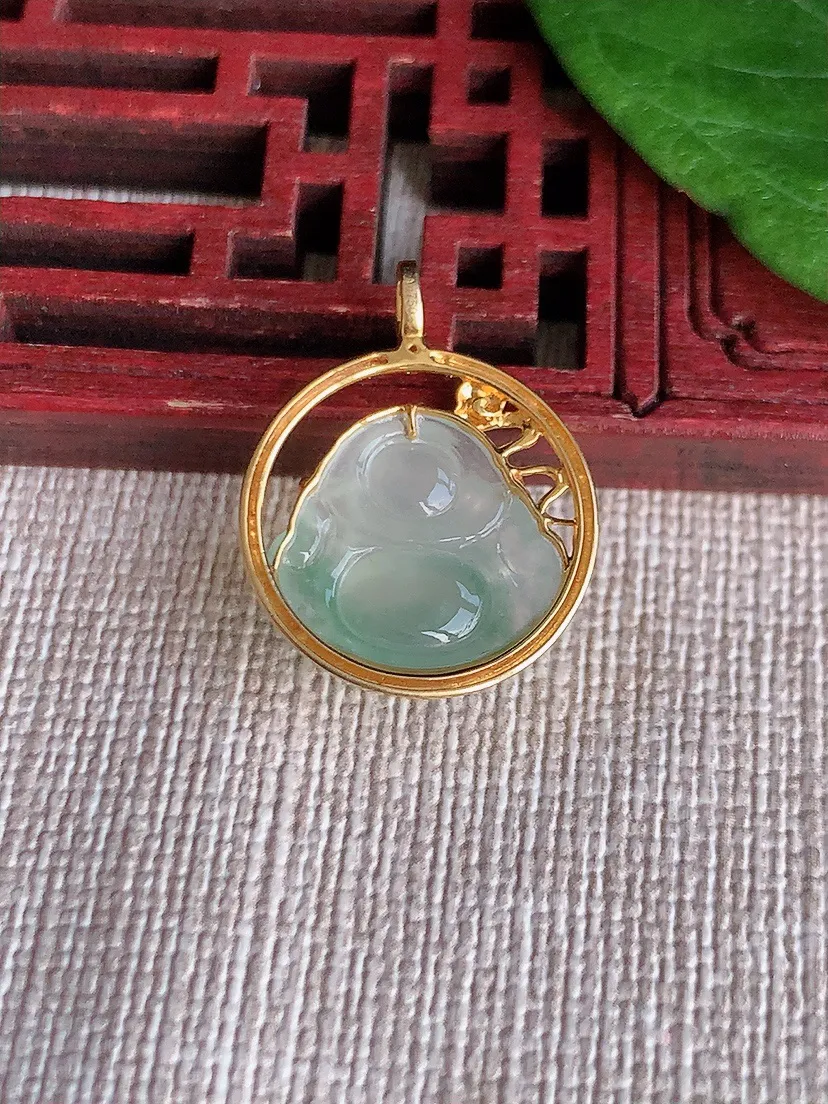 天然A货翡翠18K飘花佛公吊坠尺寸22.2×17.3×4.8裸石13.5×14.3m量2.26g 0