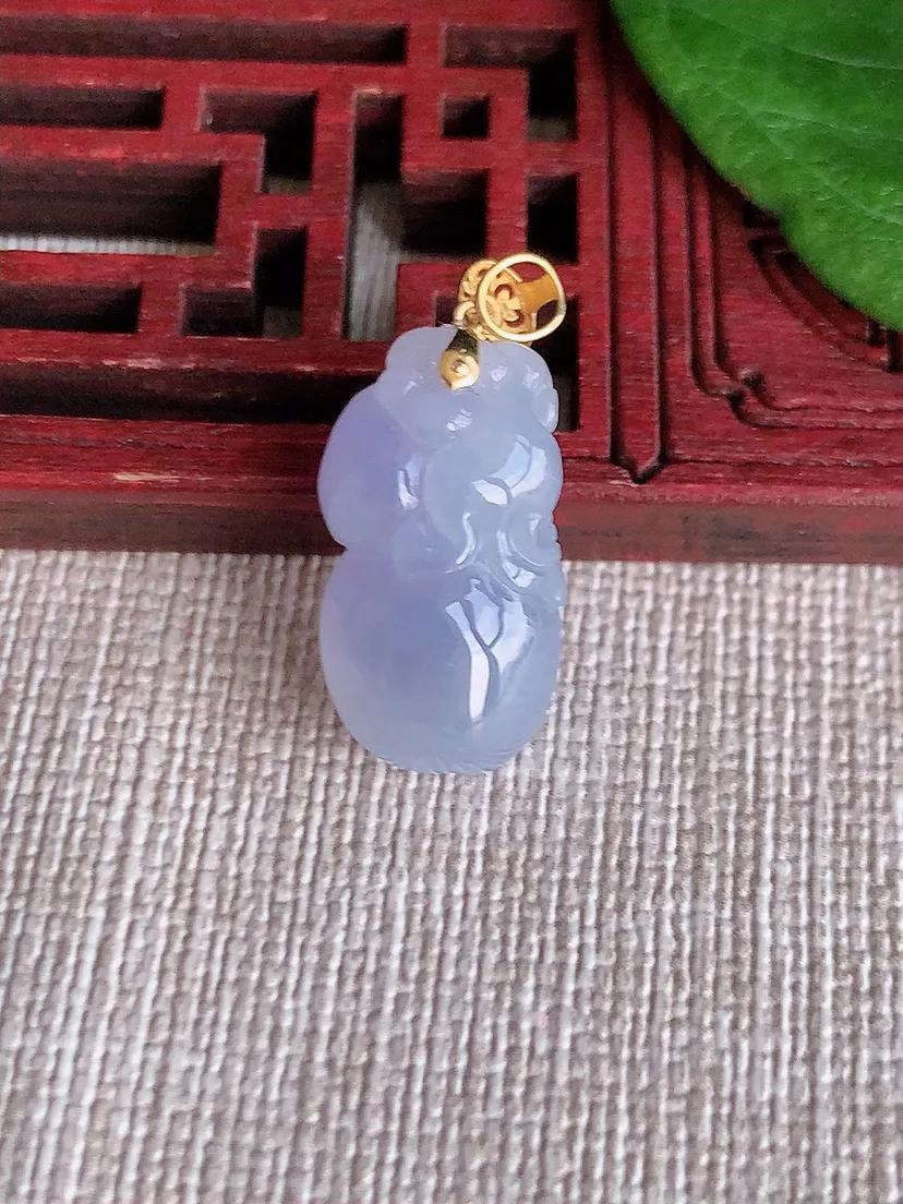 天然A货翡翠18K金扣头紫罗兰寿桃灵猴献寿吊坠尺寸19.6×10.5×8m量3.52g 0515