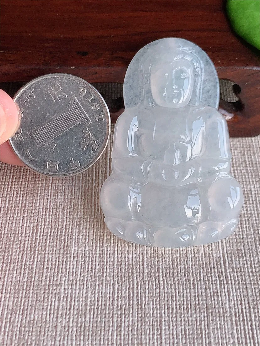 天然A货翡翠白月光正装观音吊坠尺寸50.4×33.7×5m量14.47g 0515