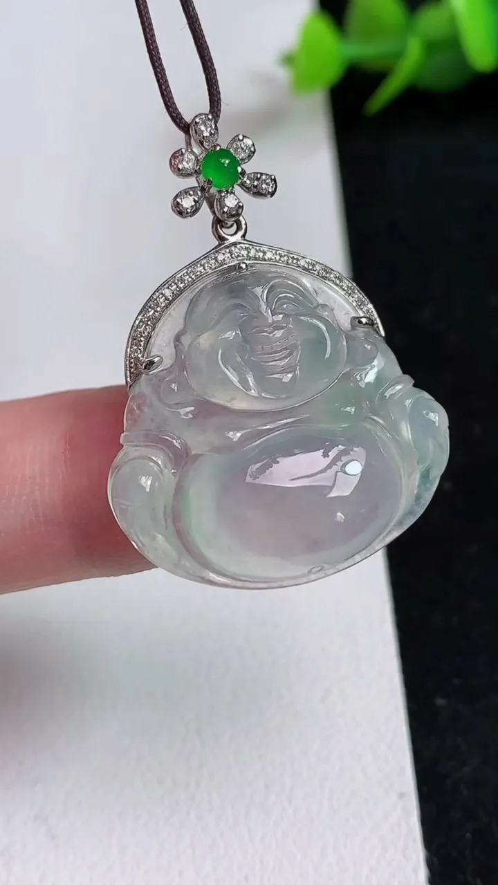 天然A货翡翠佛公吊坠，尺寸24-26.5-6.2，重量:6.89g
5月17日