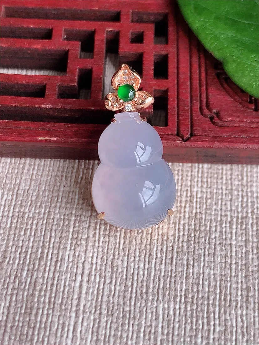 天然A货翡翠18K金伴紫罗兰葫芦吊坠尺寸25.8×18.2×13×10.3m量5.26g 0516