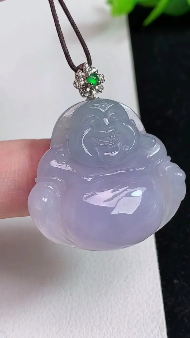 天然A货翡翠k金紫罗兰佛公吊坠，尺寸28.3-31.2-5.6，重量:8.90g
5月17日