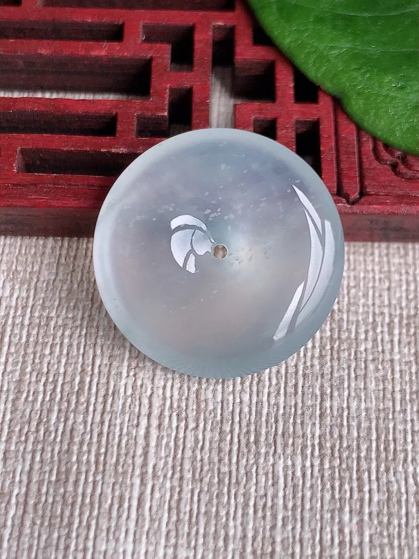 天然A货翡翠白月光平安扣吊坠尺寸24×5.2m量6.28g 0516