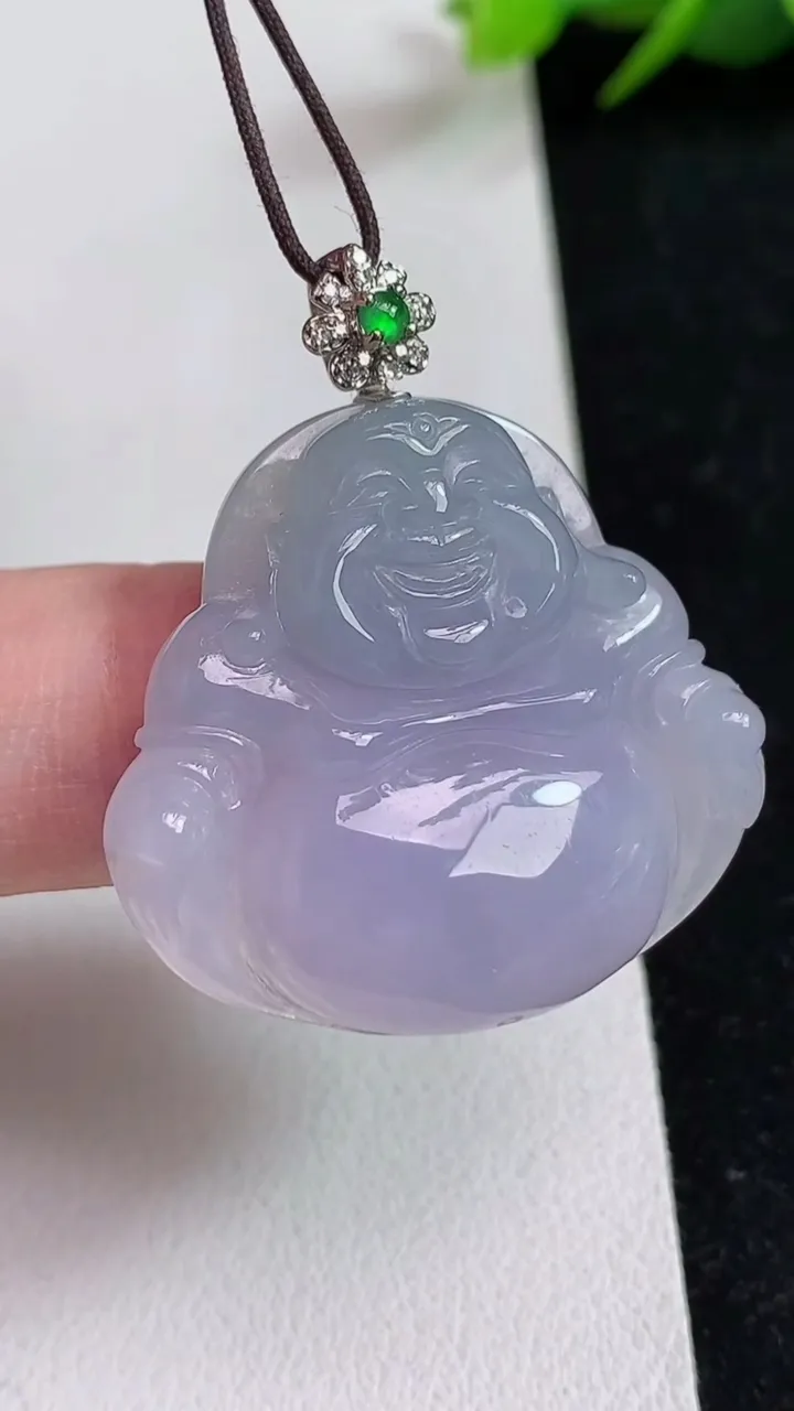 天然A货翡翠k金紫罗兰佛公吊坠，尺寸28.3-31.2-5.6，重量:8.90g
5月17日