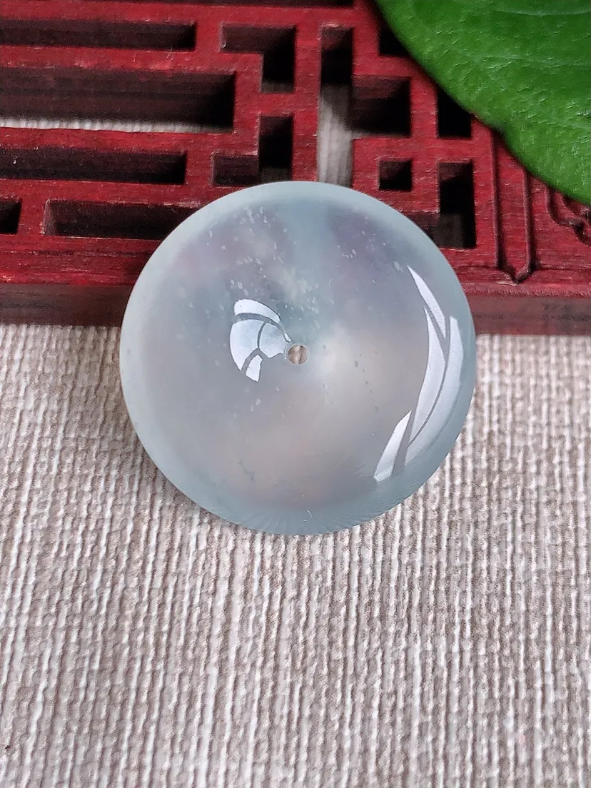 天然A货翡翠白月光平安扣吊坠尺寸24×5.2m量6.28g 0516