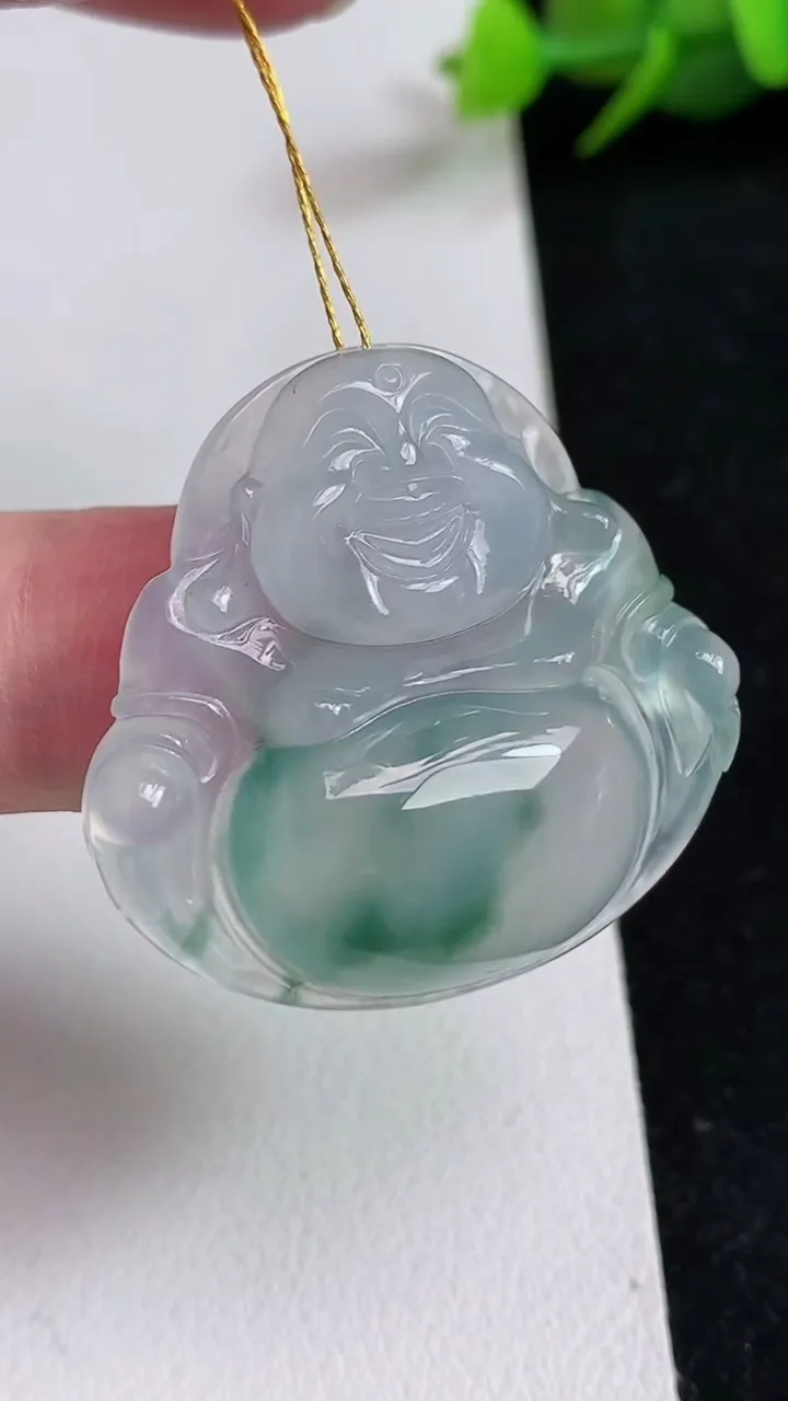天然A货翡翠飘花佛公吊坠，尺寸31-33-6.5，重量:9.61g
5月17日
